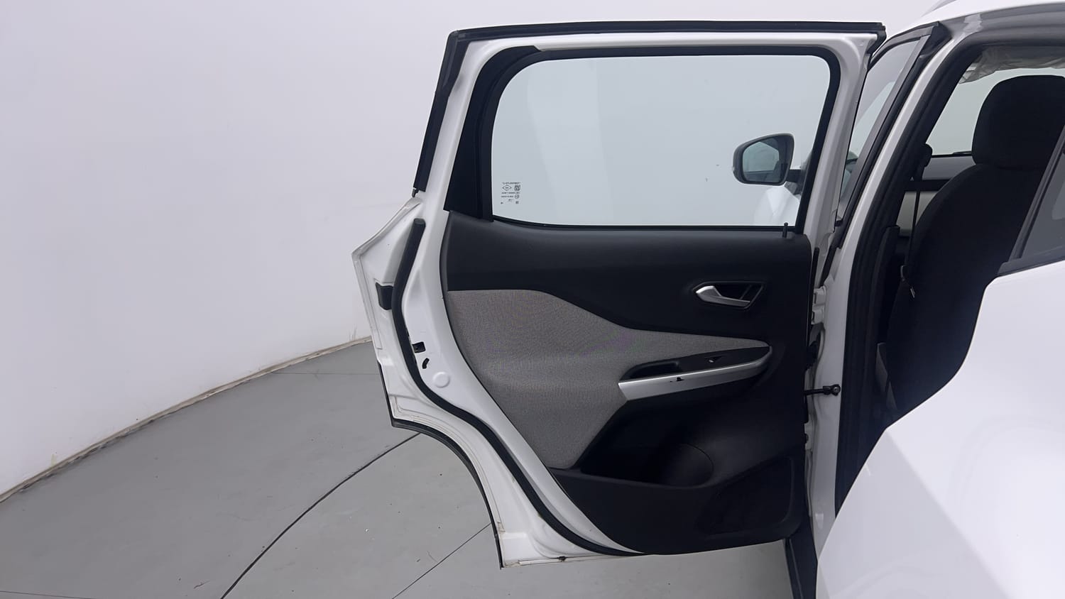 Used 2021 Nissan Magnite XL Turbo CVT Petrol Automatic interior LEFT REAR DOOR OPEN VIEW