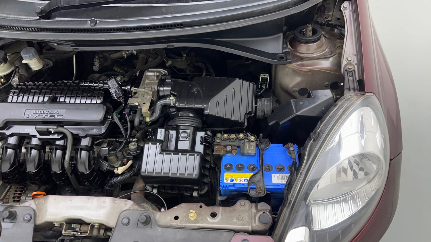 Used 2014 Honda Amaze 1.2 VX i-VTEC Petrol Manual engine ENGINE LEFT SIDE VIEW