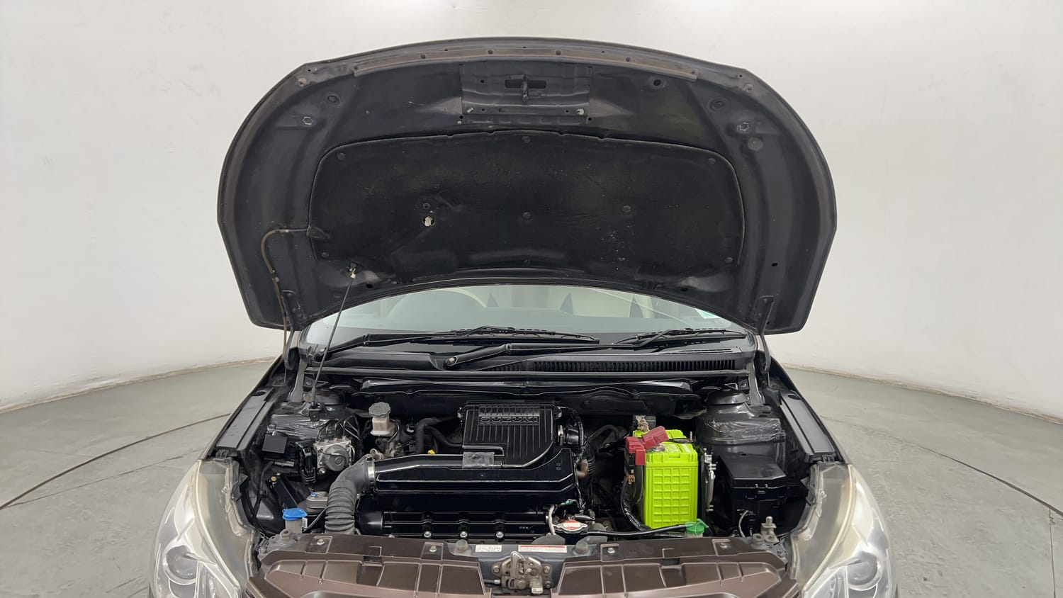 Used 2017 Maruti Suzuki Ciaz ZXi  AT Petrol Automatic engine ENGINE & BONNET OPEN FRONT VIEW