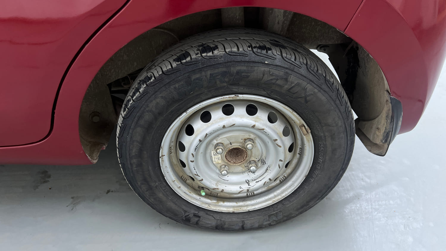 Used 2022 hyundai Santro Sportz Executive CNG Cng Manual tyres LEFT REAR TYRE RIM VIEW