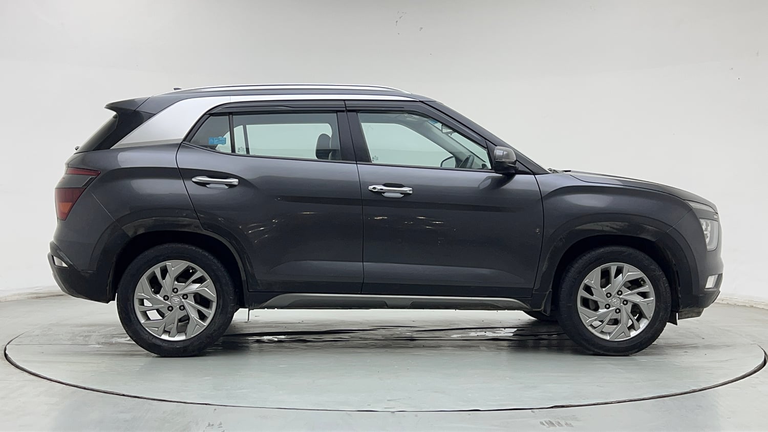 Used 2020 Hyundai Creta SX 1.5 Petrol Petrol Manual exterior RIGHT SIDE VIEW