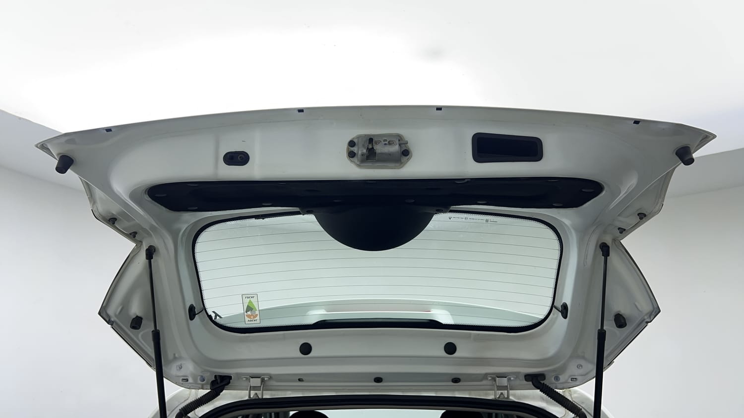 Used 2022 Tata Nexon XZ Plus Diesel (S) Diesel Manual interior DICKY DOOR OPEN VIEW