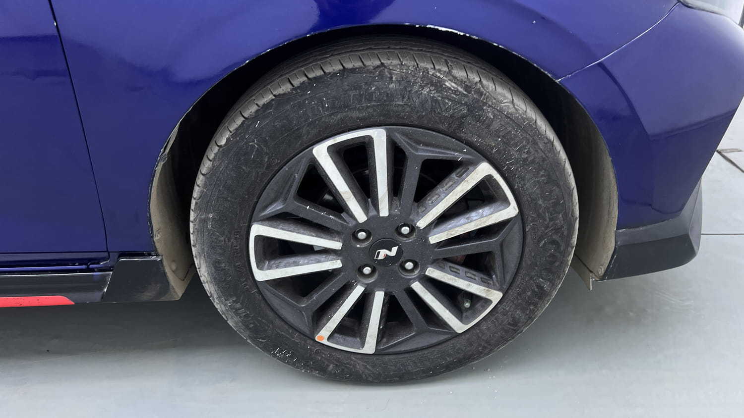 Used 2022 Hyundai i20 N Line N8 1.0 Turbo DCT Dual Tone Petrol Automatic tyres RIGHT FRONT TYRE RIM VIEW