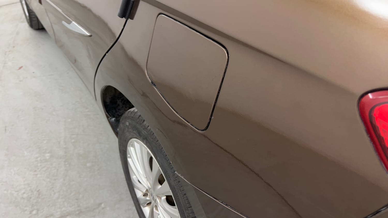 Used 2017 Maruti Suzuki Ciaz ZXi  AT Petrol Automatic dents MINOR SCRATCH