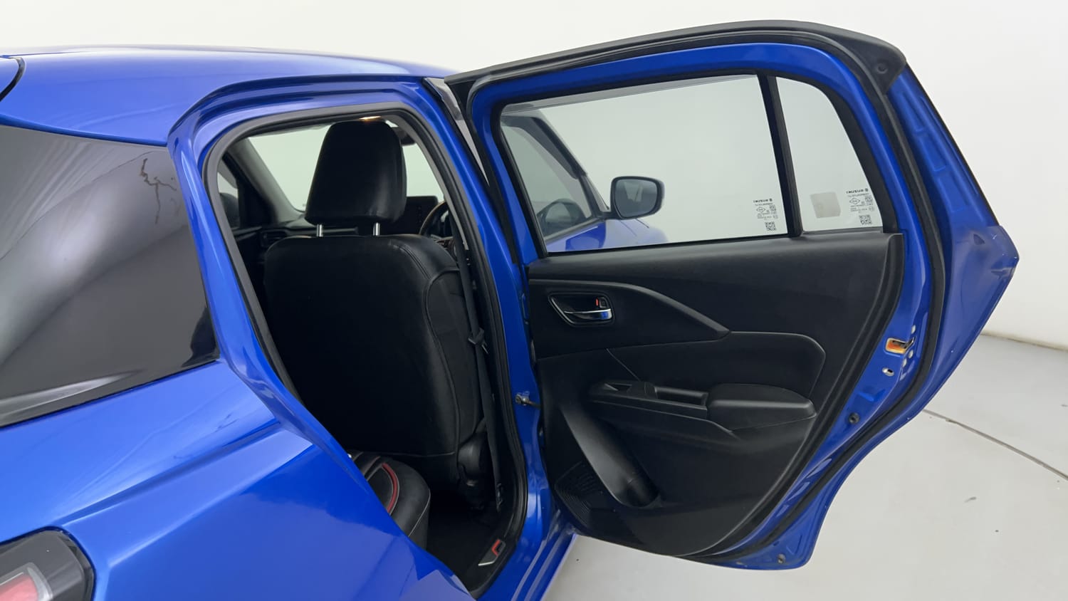 Used 2024 Maruti Suzuki Swift VXi (O) Petrol Manual interior RIGHT REAR DOOR OPEN VIEW