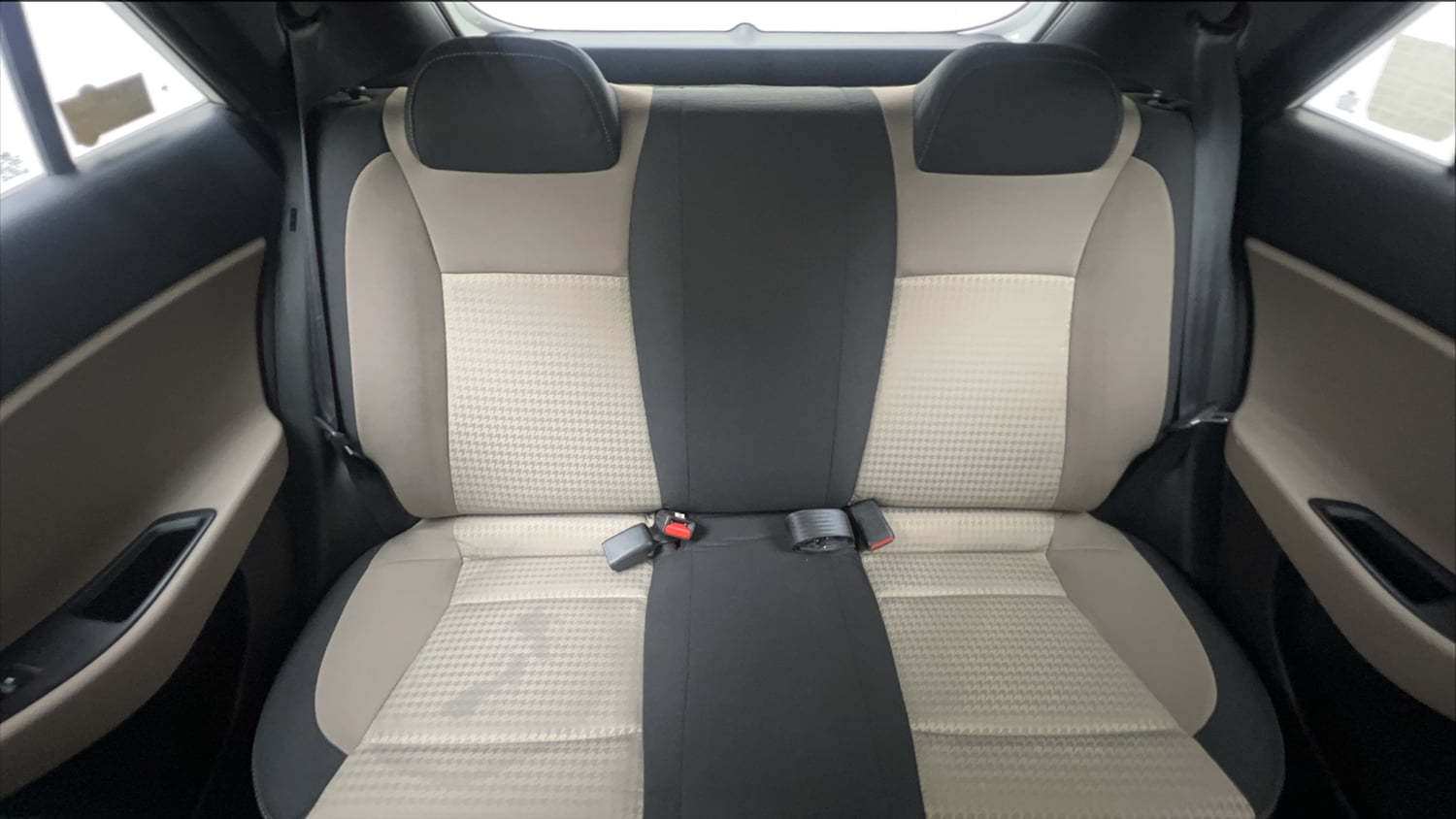 Used 2019 Hyundai Elite i20 Asta 1.2 Petrol Manual interior REAR SEAT CONDITION VIEW