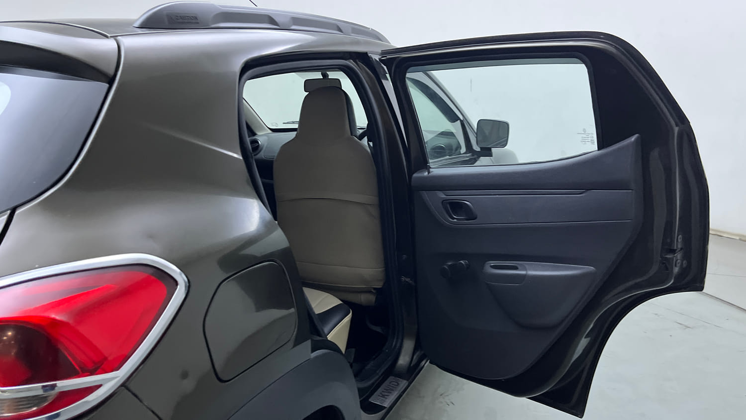 Used 2016 Renault Kwid RXT Petrol Manual interior RIGHT REAR DOOR OPEN VIEW