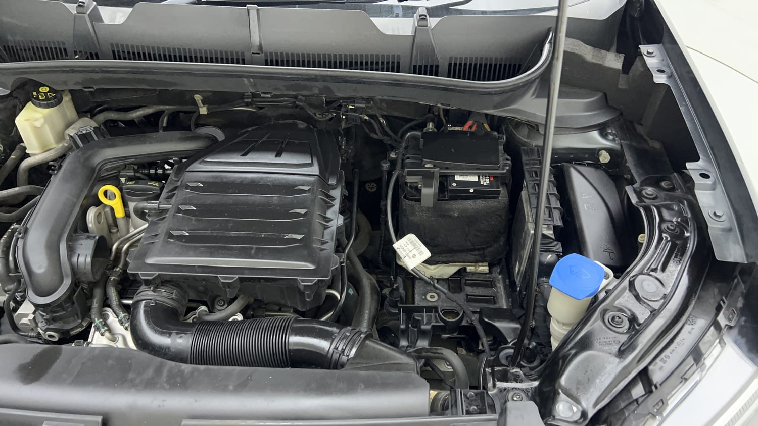 2021 Volkswagen Taigun Highline 1.0 TSI AT-28