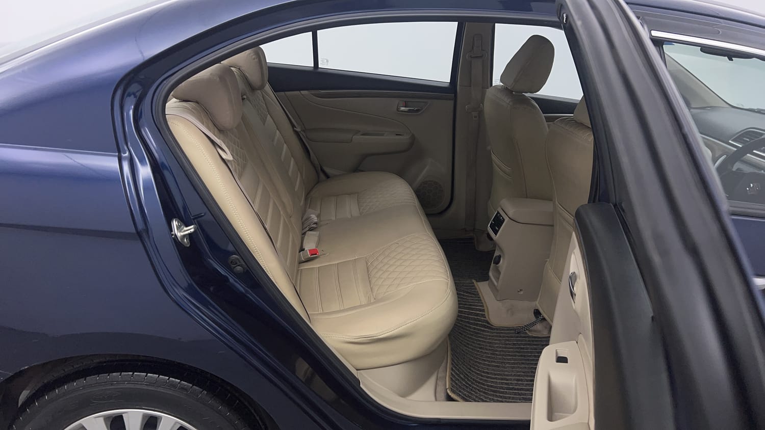 Used 2024 Maruti Suzuki Ciaz Zeta 1.5 AT Petrol Automatic interior RIGHT SIDE REAR DOOR CABIN VIEW