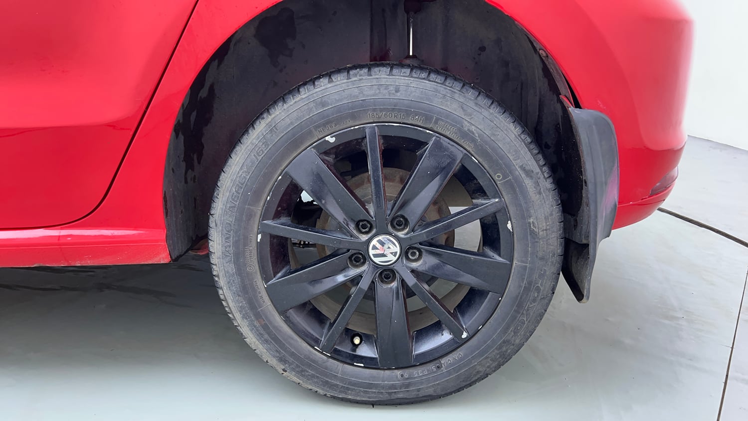 Used 2016 Volkswagen Polo Highline1.2L (P) Petrol Manual tyres LEFT REAR TYRE RIM VIEW