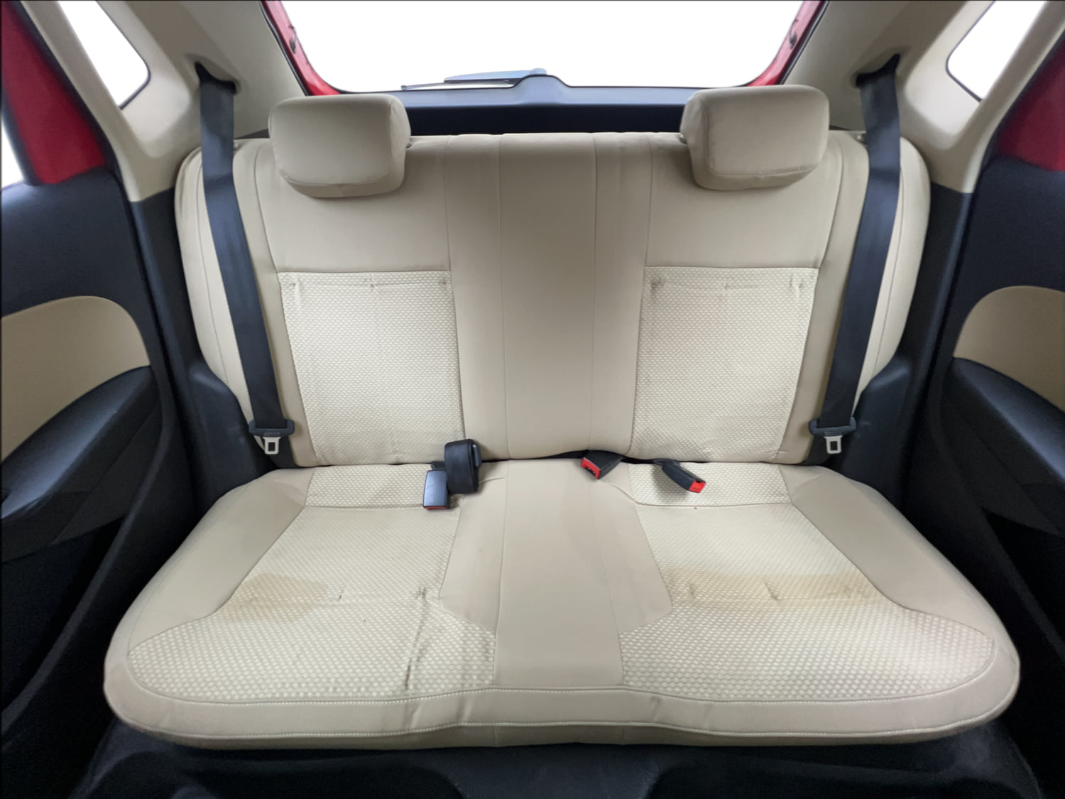Used 2016 Volkswagen Polo Highline1.2L (P) Petrol Manual interior REAR SEAT CONDITION VIEW