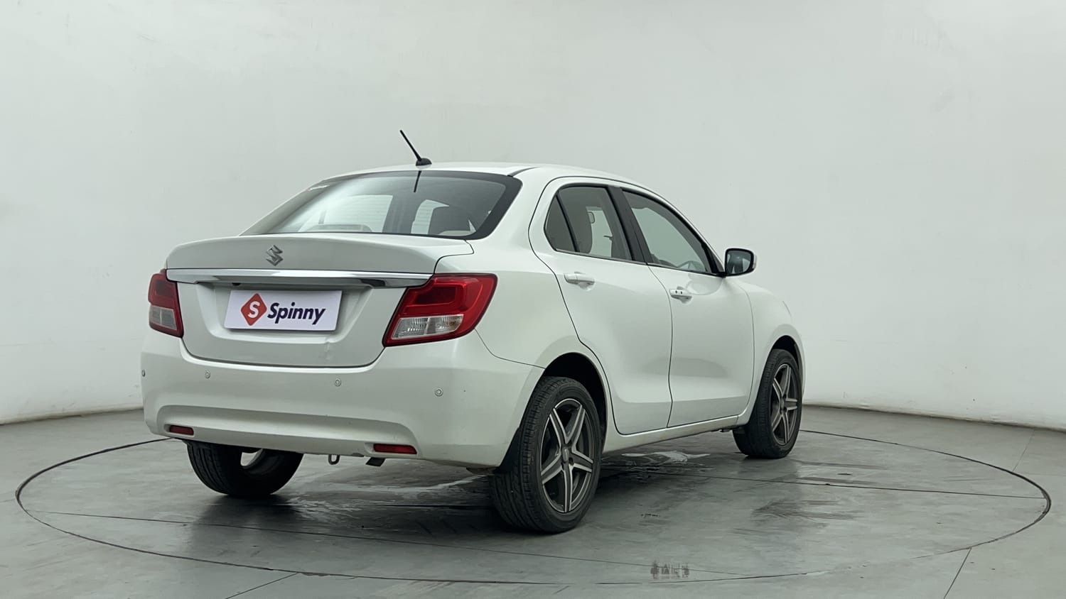 Used 2019 Maruti Suzuki Dzire ZXi Plus AMT Petrol Automatic exterior RIGHT REAR CORNER VIEW