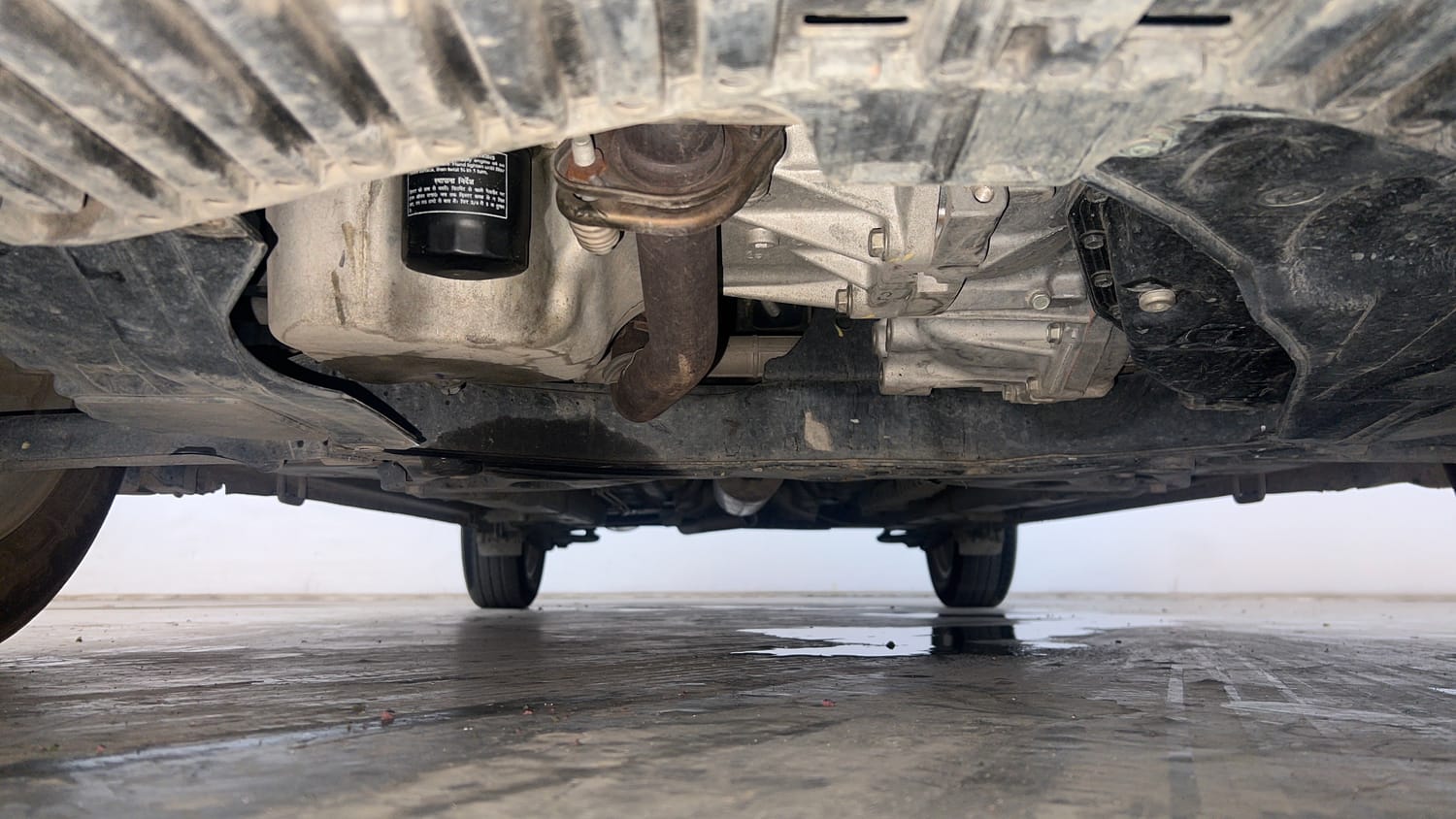 Used 2024 Maruti Suzuki Ciaz Zeta 1.5 AT Petrol Automatic extra FRONT LEFT UNDERBODY VIEW