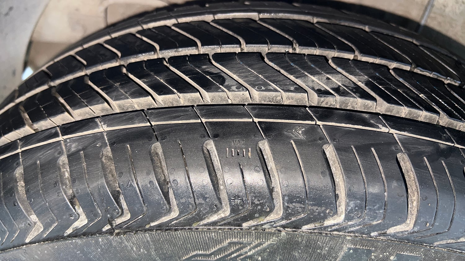 Used 2019 Hyundai Elite i20 Asta 1.2 Petrol Manual tyres RIGHT REAR TYRE TREAD VIEW