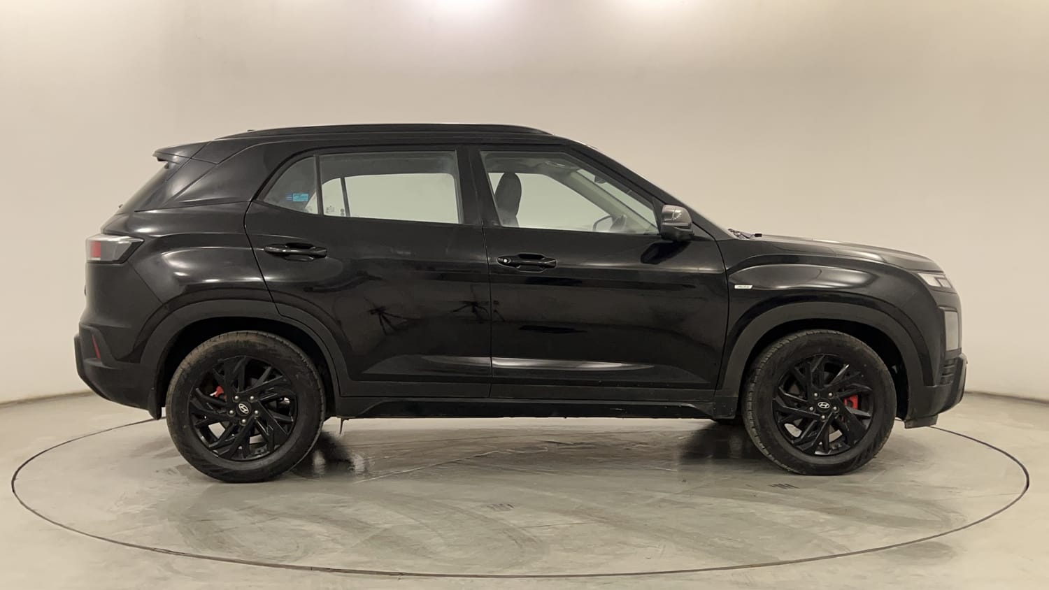Used 2025 Hyundai Creta 1.5 MPi Petrol IVT SX(O) Knight Edition Petrol Automatic exterior RIGHT SIDE VIEW