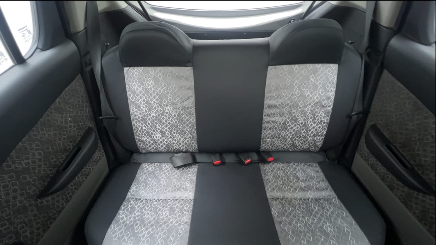 Used 2019 Maruti Suzuki Alto 800 LXi Petrol Manual interior REAR SEAT CONDITION VIEW