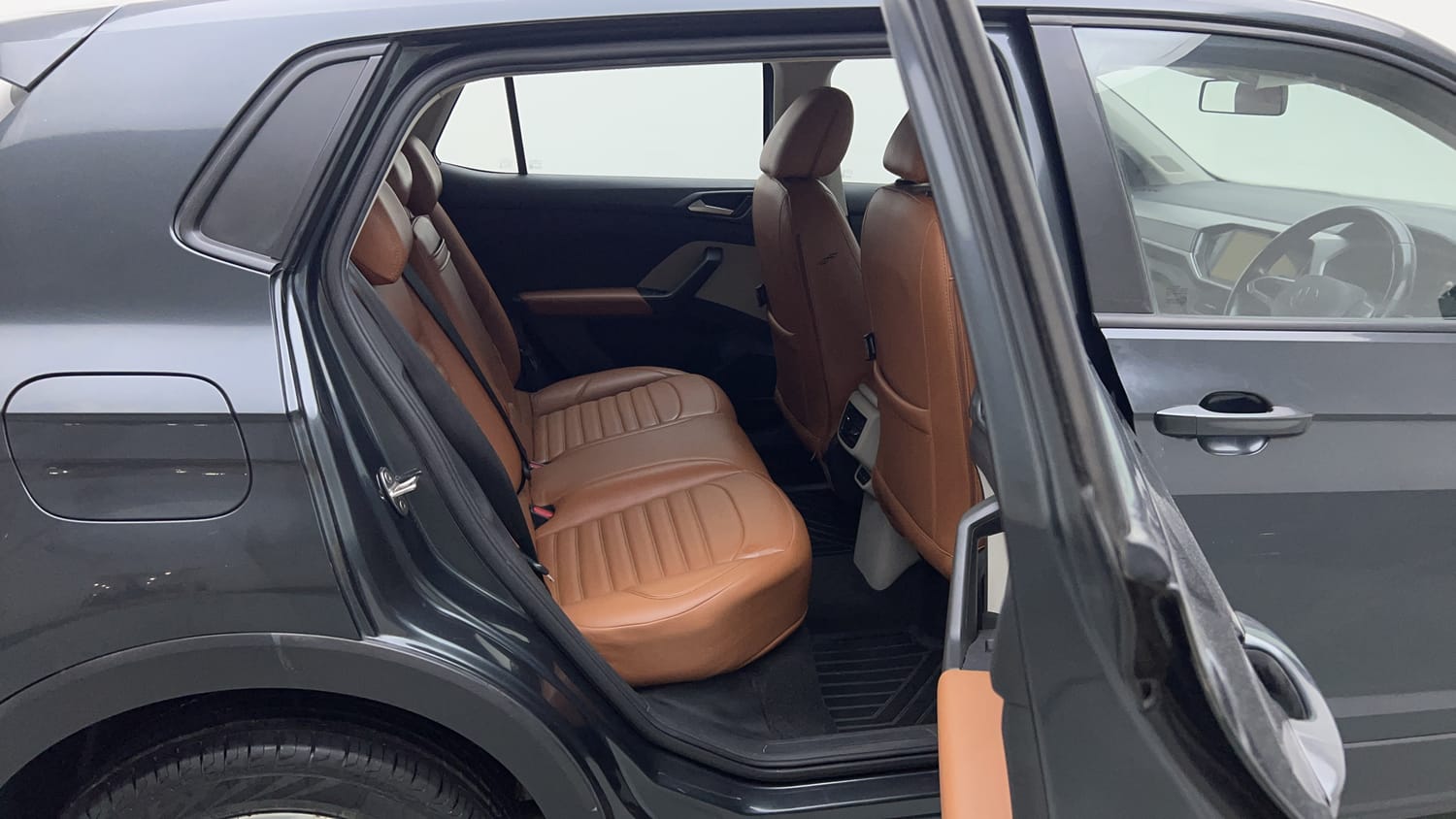 2021 Volkswagen Taigun Highline 1.0 TSI AT-18