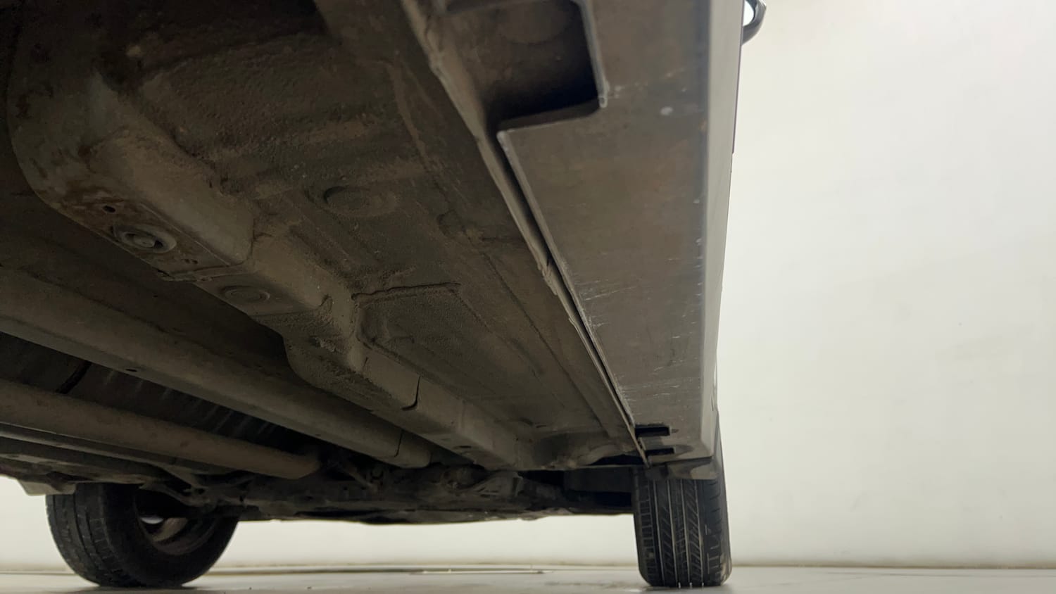 Used 2019 Hyundai Creta SX 1.6 AT CRDi Diesel Automatic extra REAR RIGHT UNDERBODY VIEW