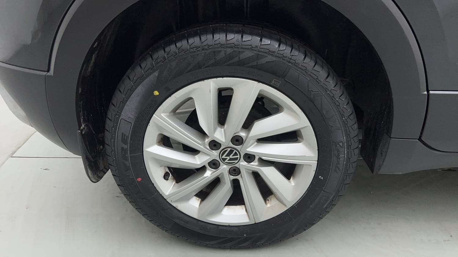 2021 Volkswagen Taigun Highline 1.0 TSI AT-33