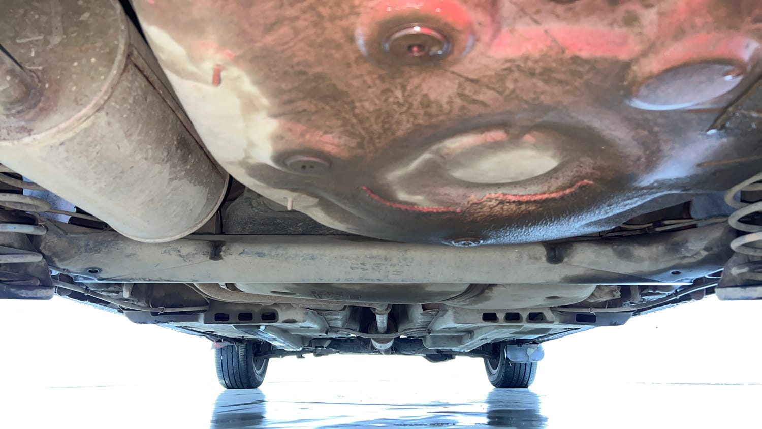 Used 2016 Volkswagen Polo Highline1.2L (P) Petrol Manual extra REAR UNDERBODY VIEW (TAKEN FROM REAR)