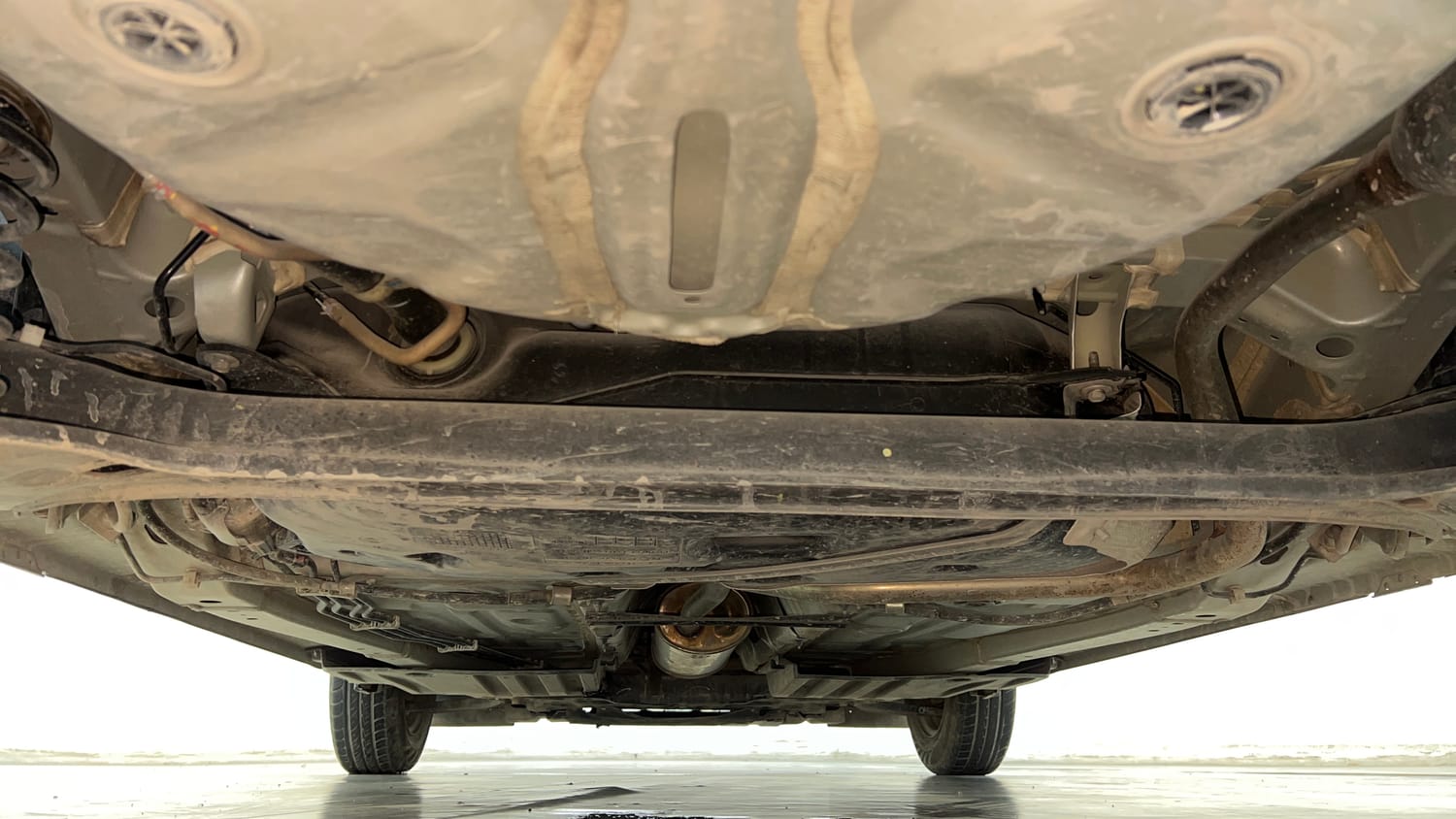 Used 2023 Maruti Suzuki Swift VXi Petrol Manual extra REAR UNDERBODY VIEW (TAKEN FROM REAR)