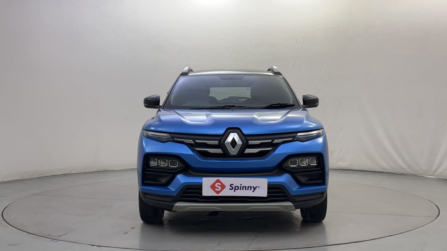 Used 2022 Renault Kiger RXT (O) Turbo CVT Dual Tone Petrol Automatic exterior FRONT VIEW