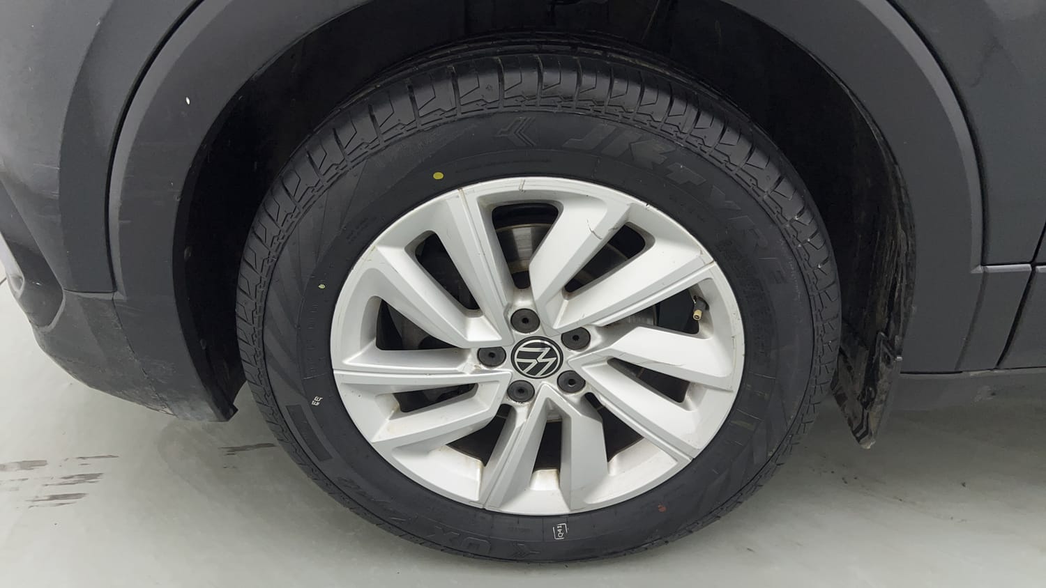 2021 Volkswagen Taigun Highline 1.0 TSI AT-34
