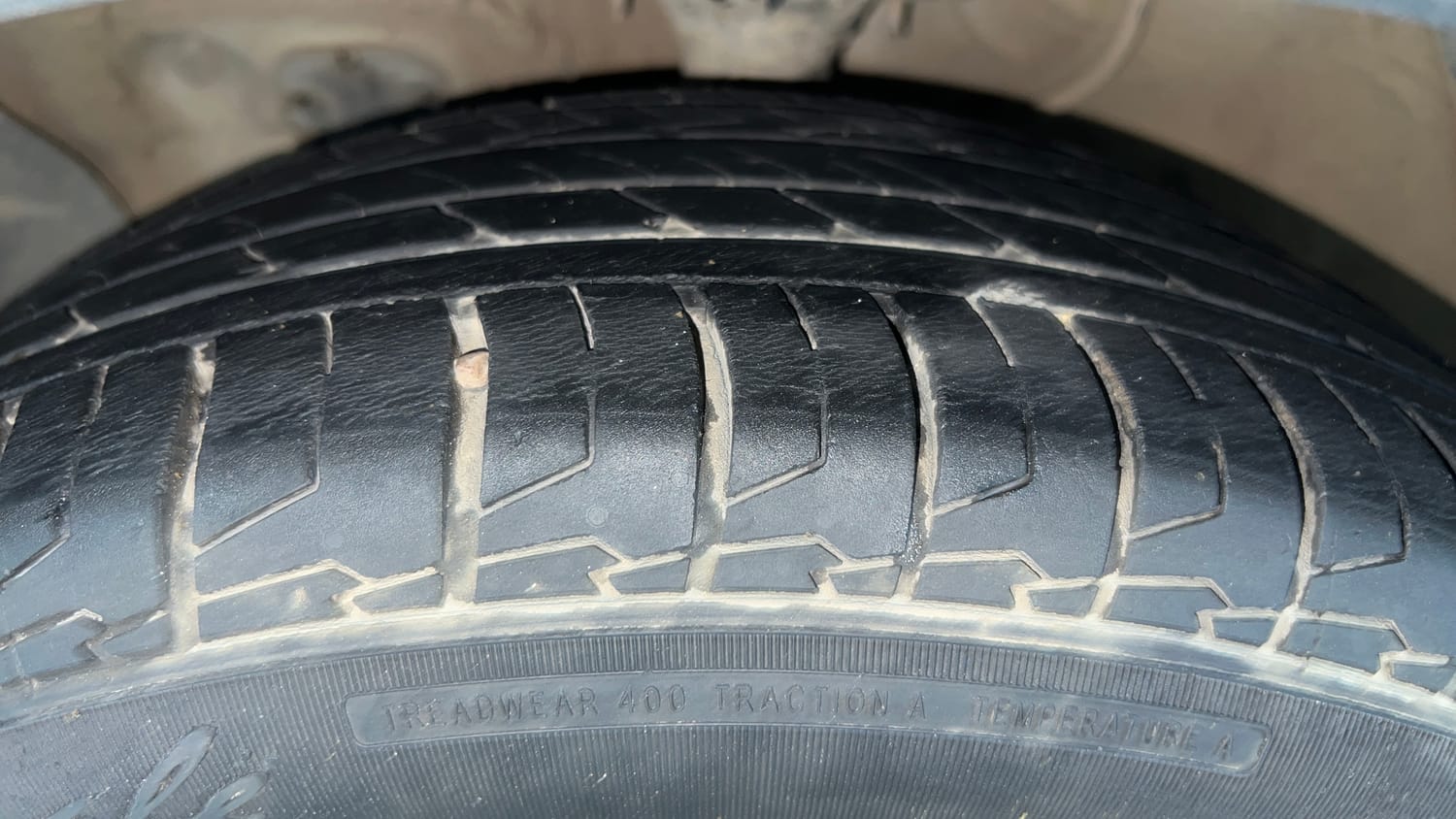 Used 2017 Hyundai Creta 1.6 SX Plus AT Petrol Petrol Automatic tyres LEFT FRONT TYRE TREAD VIEW
