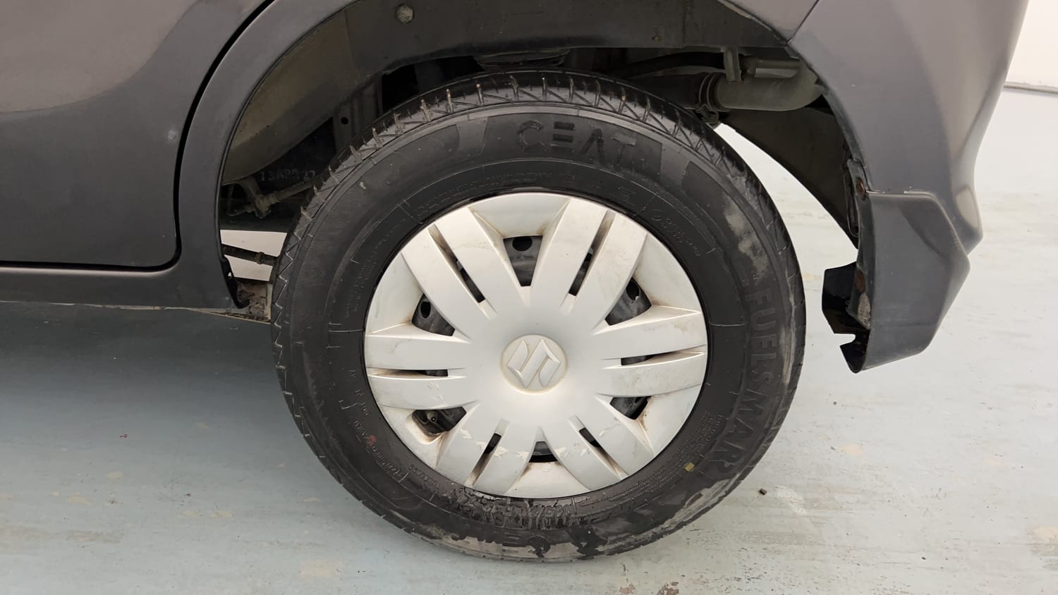 Used 2022 Maruti Suzuki Alto 800 LXi (O) Petrol Manual tyres LEFT REAR TYRE RIM VIEW