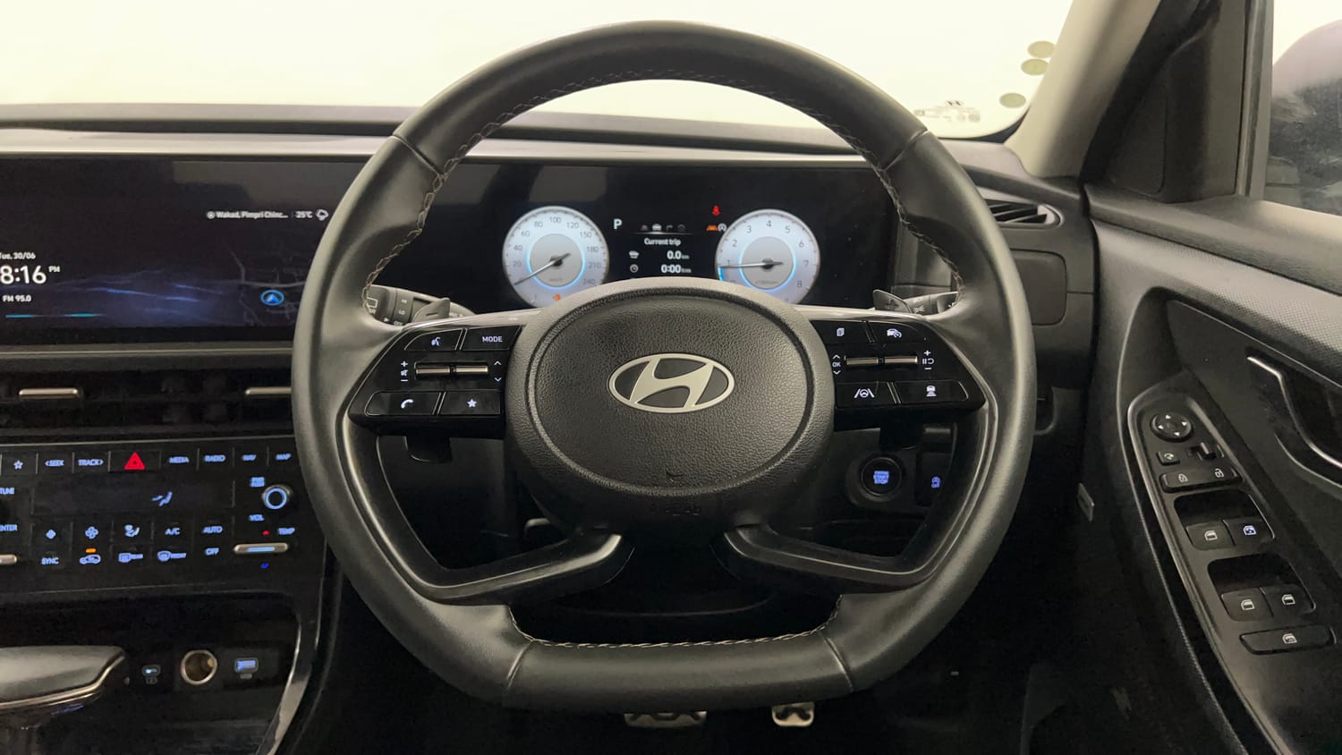 Used 2025 Hyundai Creta 1.5 MPi Petrol IVT SX(O) Knight Edition Petrol Automatic interior STEERING VIEW