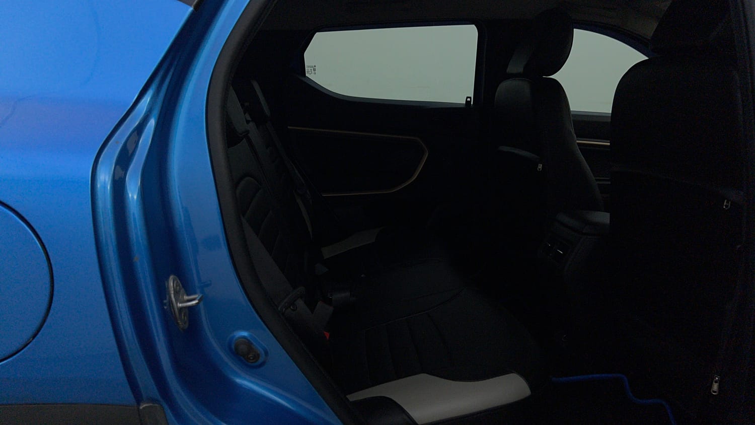 Used 2022 Renault Kiger RXT (O) Turbo CVT Dual Tone Petrol Automatic interior RIGHT SIDE REAR DOOR CABIN VIEW