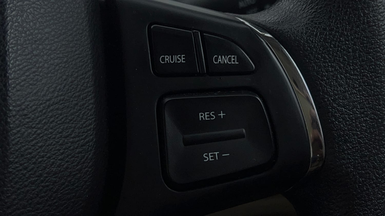 Used 2024 Maruti Suzuki Ciaz Zeta 1.5 AT Petrol Automatic top_features Cruise control
