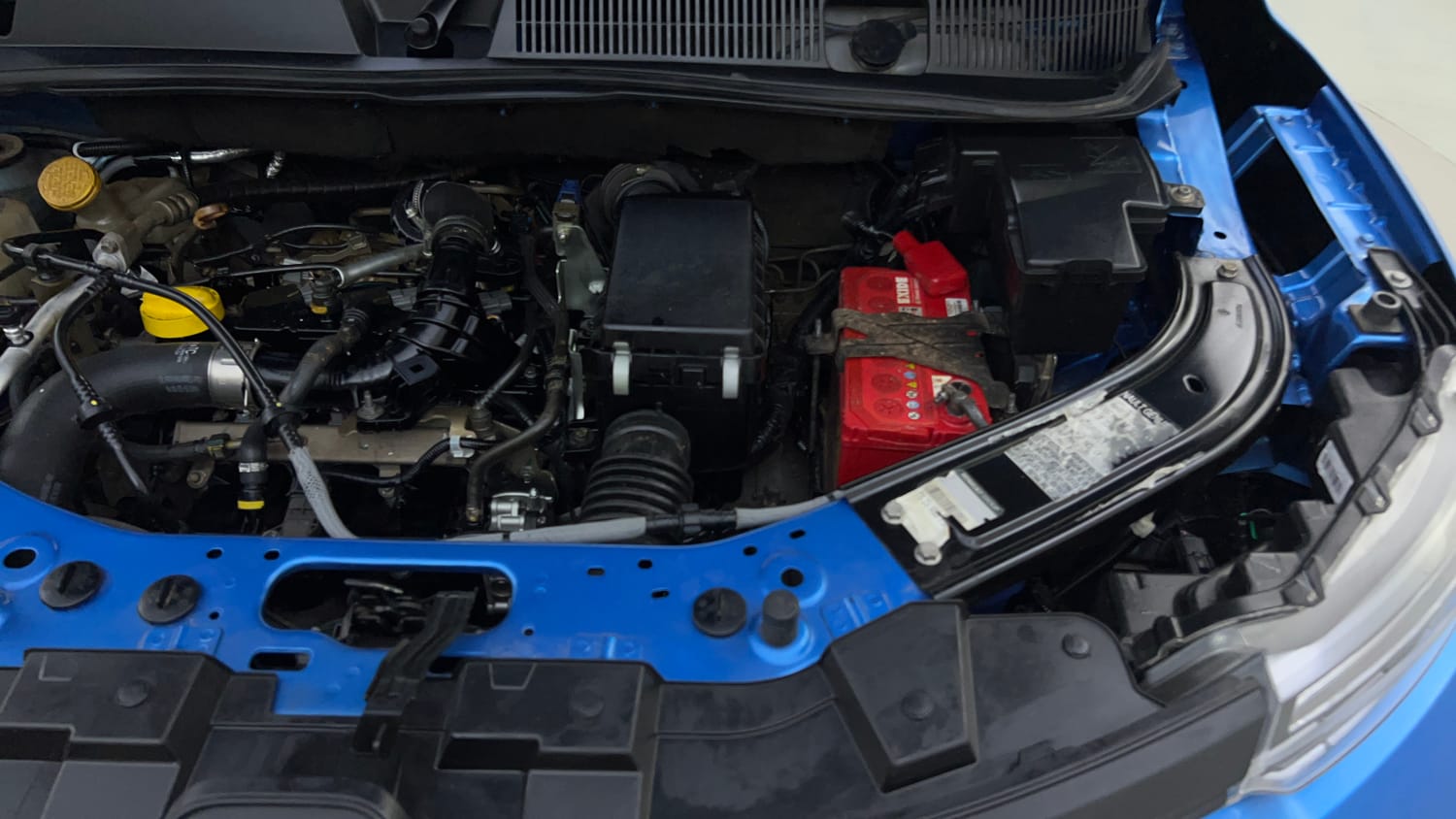 Used 2022 Renault Kiger RXT (O) Turbo CVT Dual Tone Petrol Automatic engine ENGINE LEFT SIDE VIEW