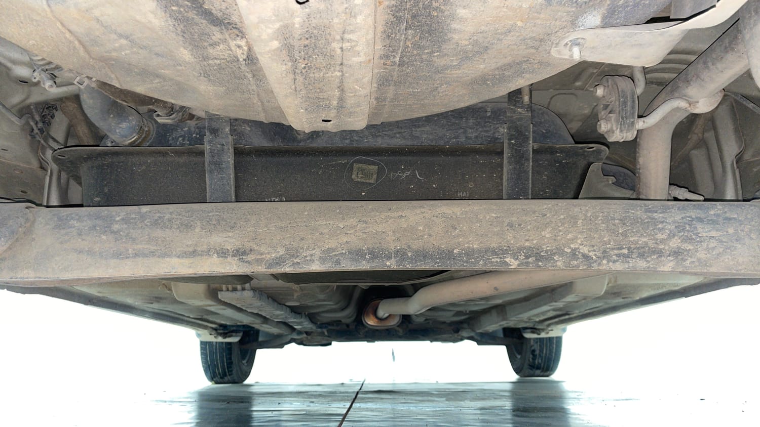 Used 2018 Hyundai Grand i10 Sportz 1.2 Kappa VTVT Petrol Manual extra REAR UNDERBODY VIEW (TAKEN FROM REAR)