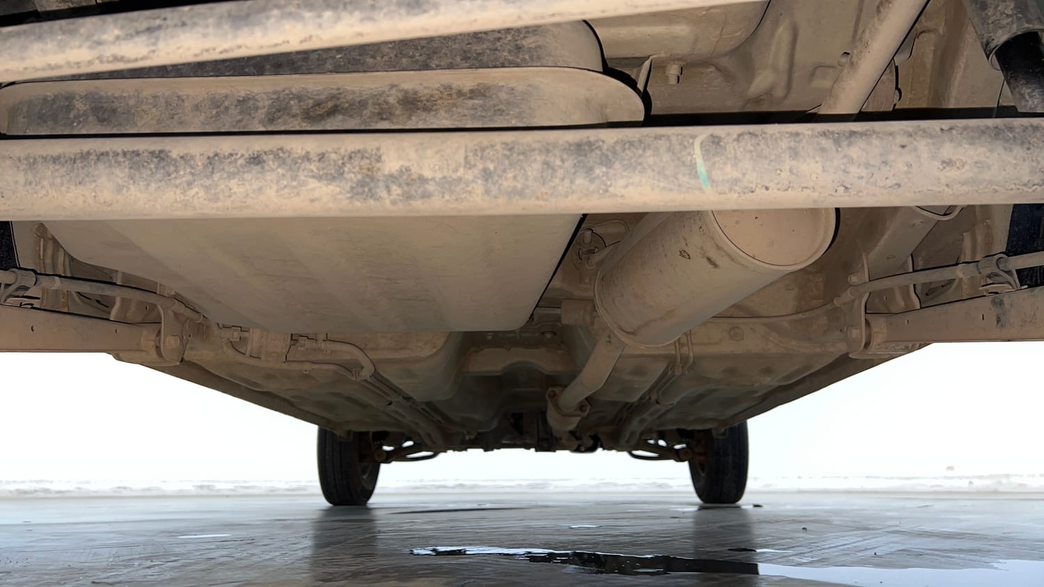 Used 2019 Maruti Suzuki Alto 800 LXi Petrol Manual extra REAR UNDERBODY VIEW (TAKEN FROM REAR)