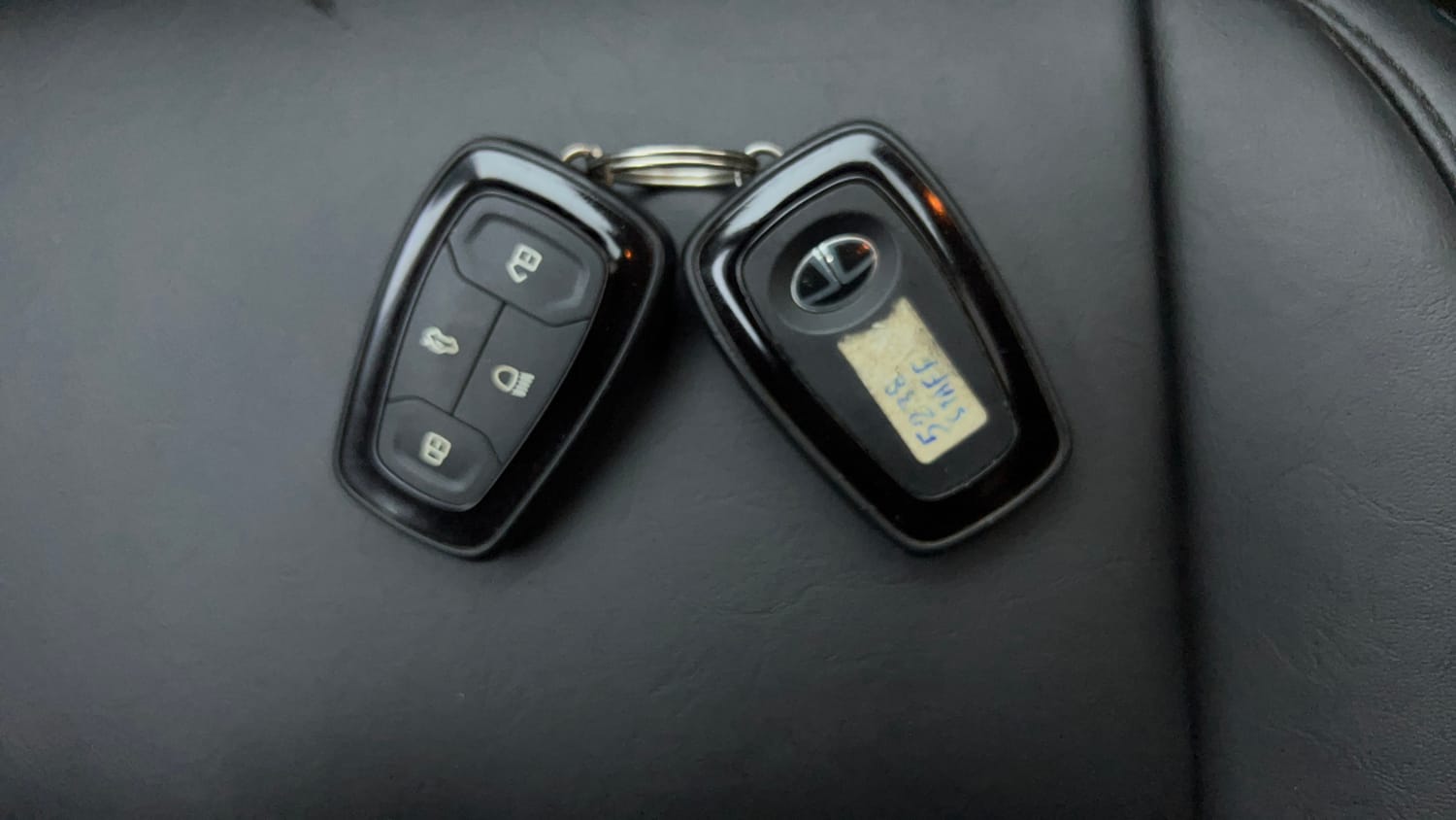 Used 2022 Tata Punch Creative Dual Tone Petrol Manual extra CAR KEY VIEW