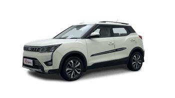 Used 2022 Mahindra XUV 300 W8 (O) 1.5 Diesel AMT Diesel Automatic Image