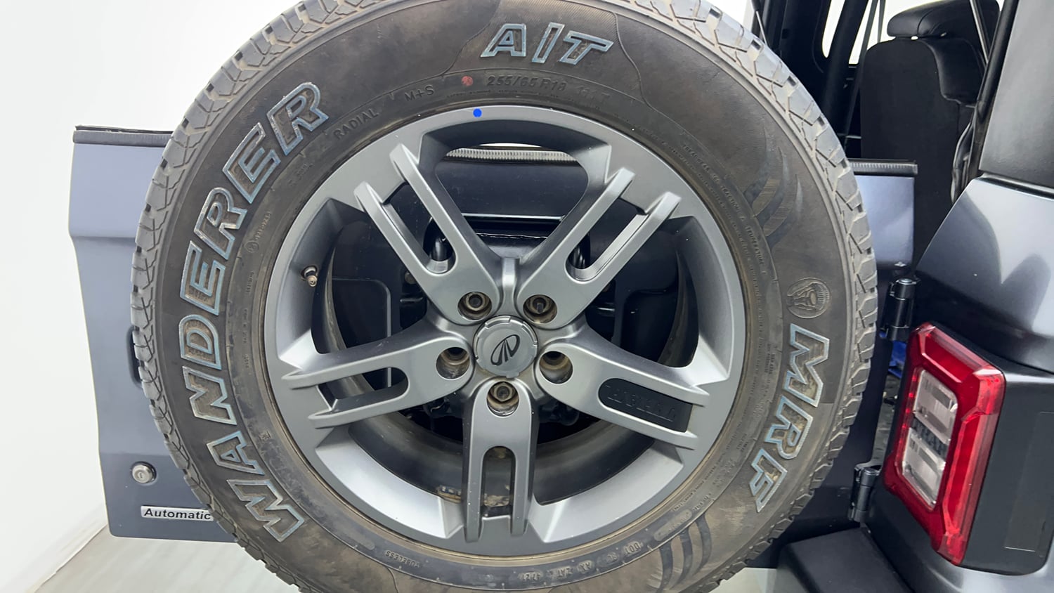 Used 2022 mahindra Thar LX Hard Top Petrol AT 4WD Petrol Automatic tyres SPARE TYRE VIEW
