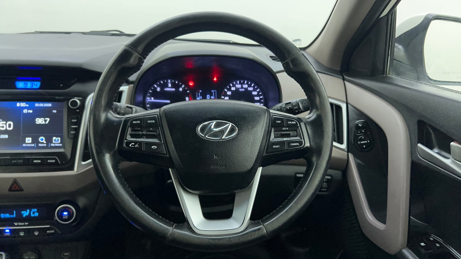 Used 2019 Hyundai Creta SX 1.6 AT CRDi Diesel Automatic interior STEERING VIEW