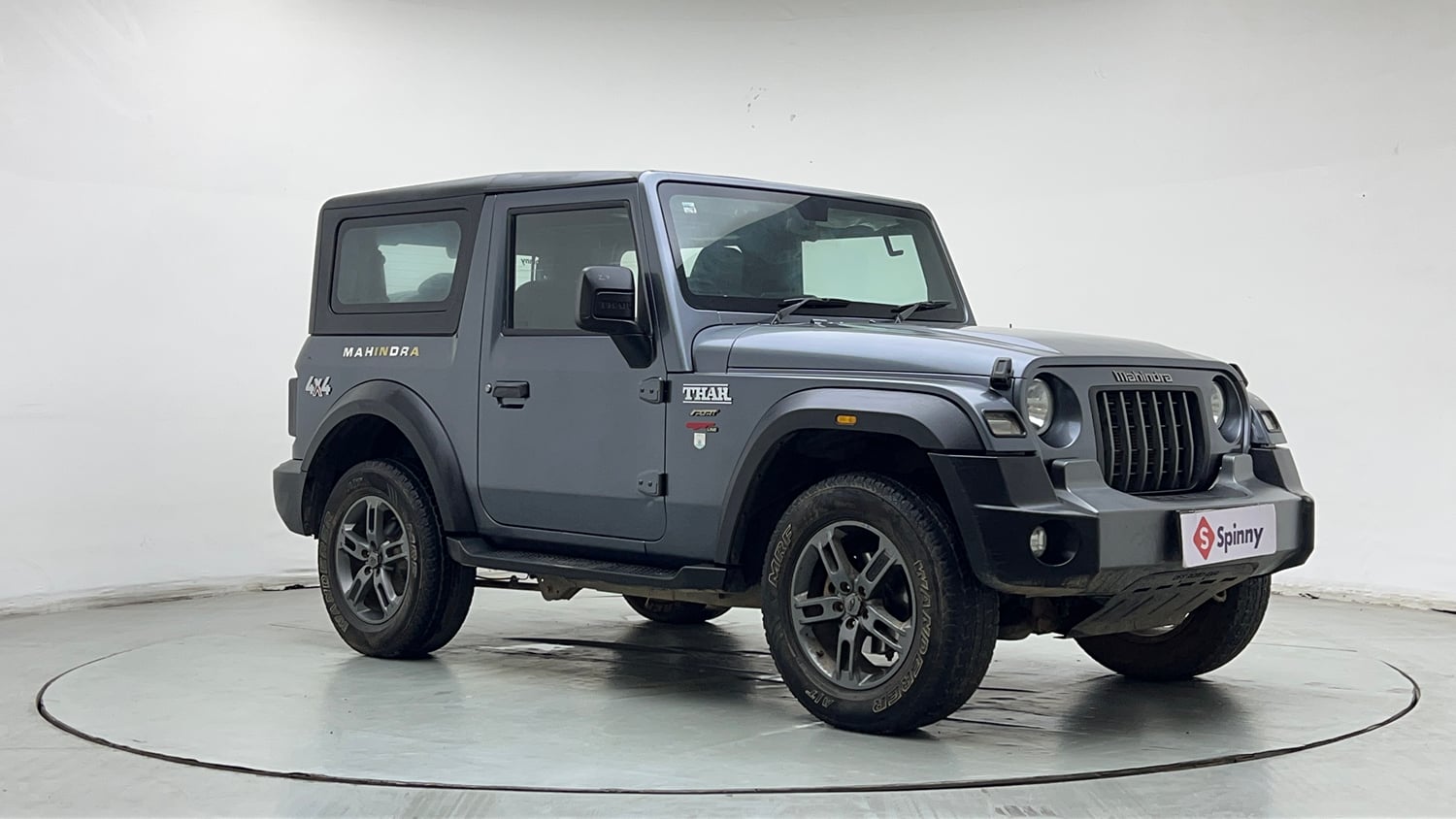 Used 2022 mahindra Thar LX Hard Top Petrol AT 4WD Petrol Automatic exterior RIGHT FRONT CORNER VIEW