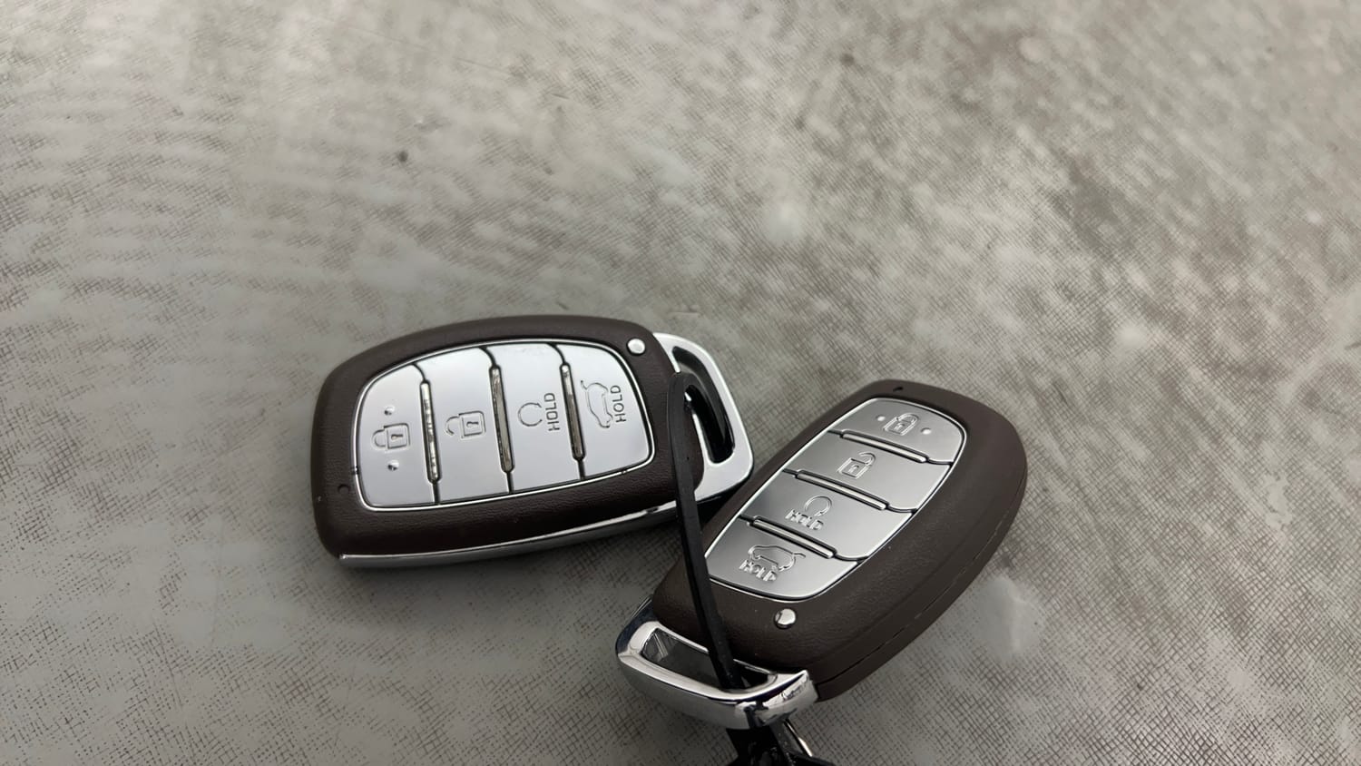 Used 2025 Hyundai Creta 1.5 MPi Petrol IVT SX(O) Knight Edition Petrol Automatic extra CAR KEY VIEW