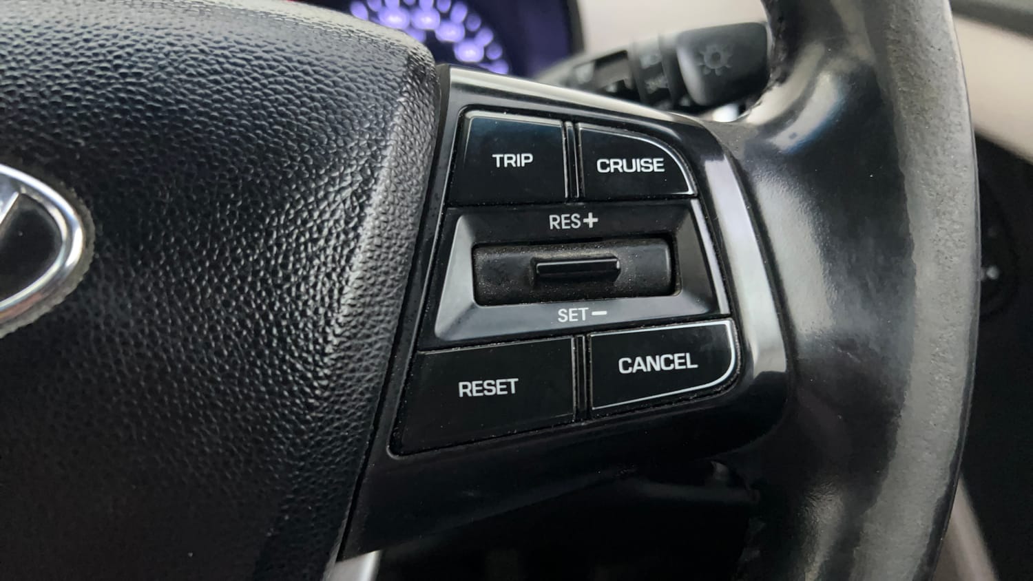 Used 2019 Hyundai Creta SX 1.6 AT CRDi Diesel Automatic top_features Cruise control