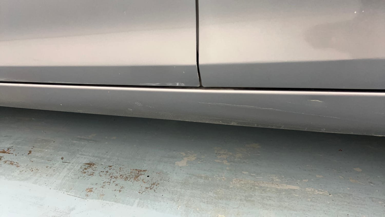 Used 2015 Maruti Suzuki Swift VXi Petrol Manual dents MINOR DENT