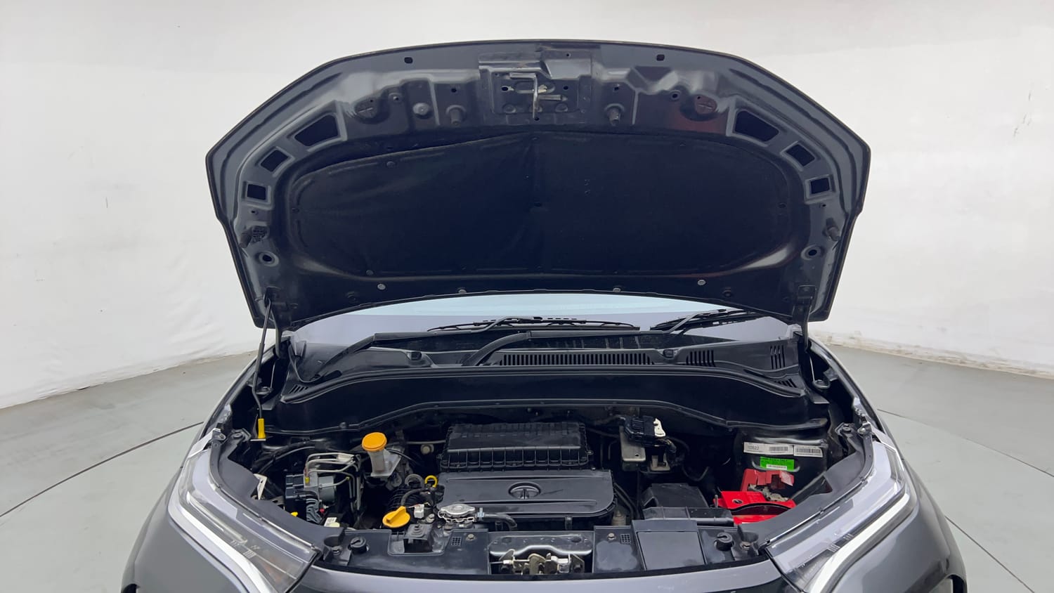 Used 2022 Tata Punch Creative Dual Tone Petrol Manual engine ENGINE & BONNET OPEN FRONT VIEW