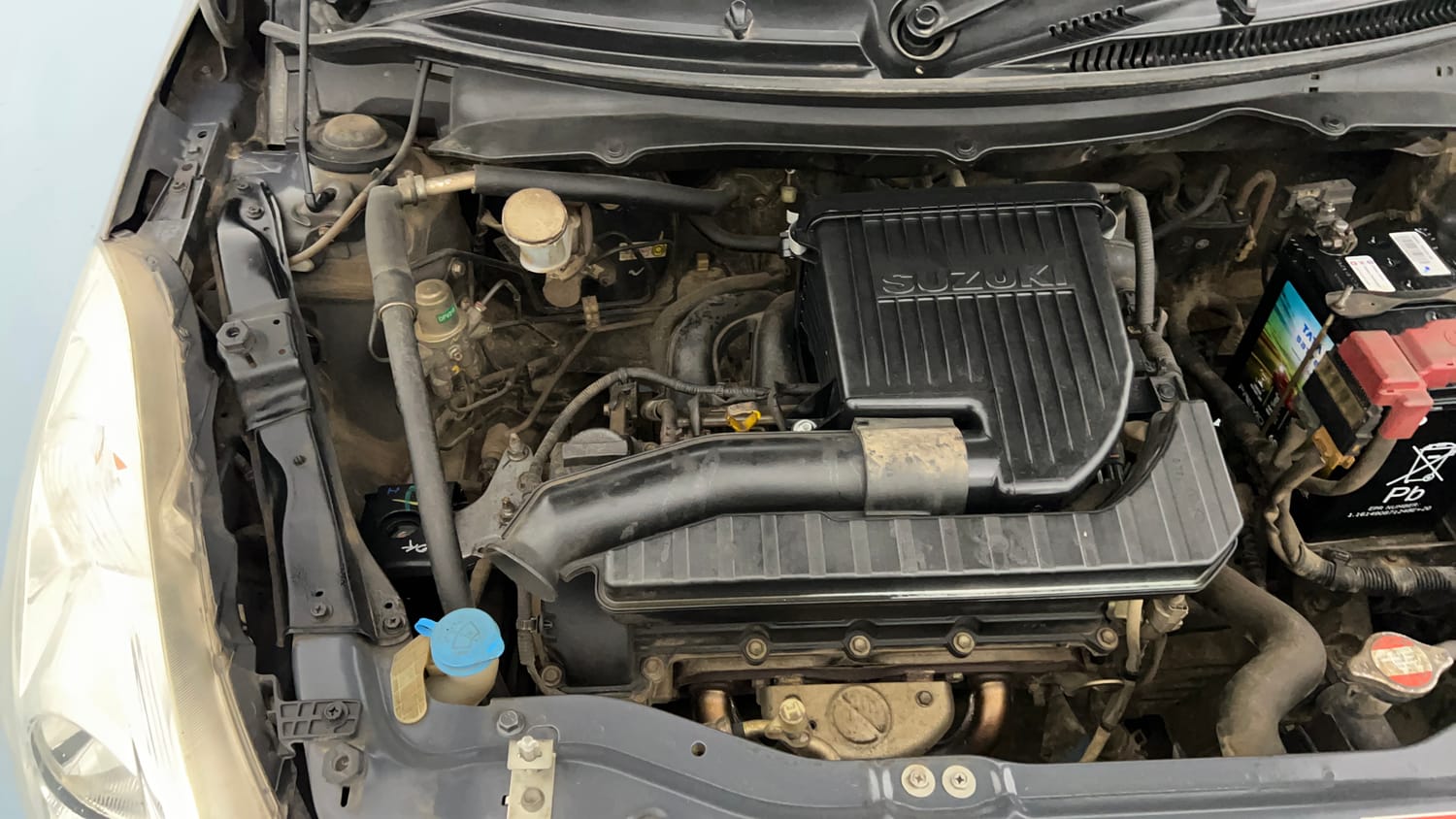Used 2015 Maruti Suzuki Swift VXi Petrol Manual engine ENGINE RIGHT SIDE VIEW