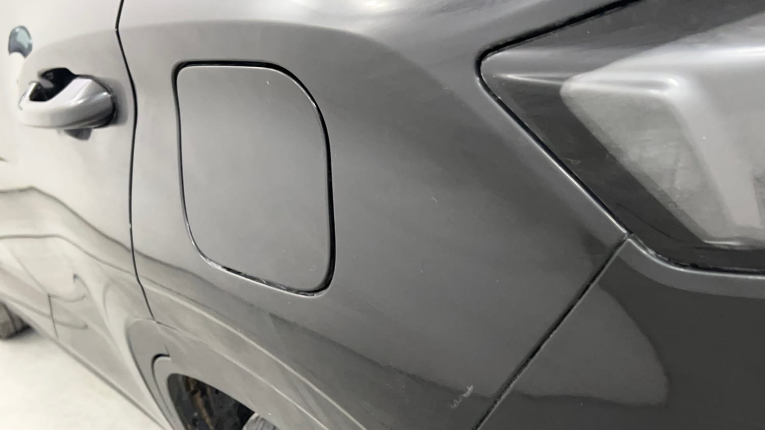 Used 2025 Hyundai Creta 1.5 MPi Petrol IVT SX(O) Knight Edition Petrol Automatic dents MINOR SCRATCH