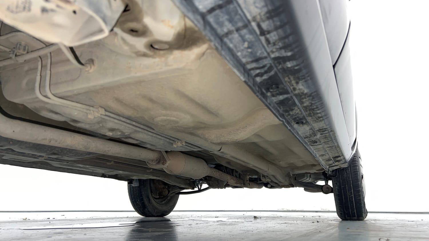 Used 2022 Maruti Suzuki Alto 800 LXi (O) Petrol Manual extra REAR RIGHT UNDERBODY VIEW