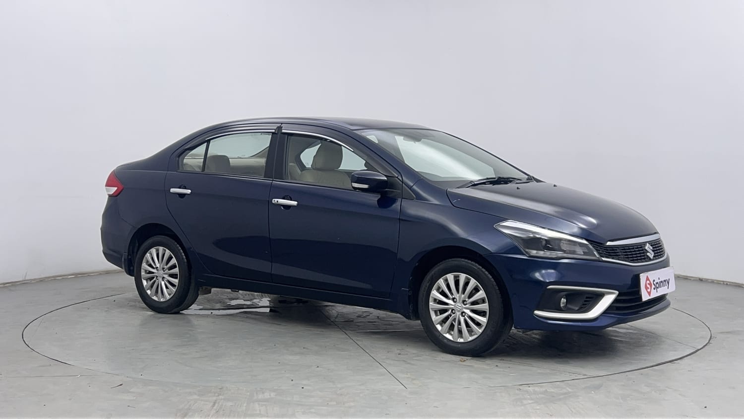 Used 2024 Maruti Suzuki Ciaz Zeta 1.5 AT Petrol Automatic exterior RIGHT FRONT CORNER VIEW