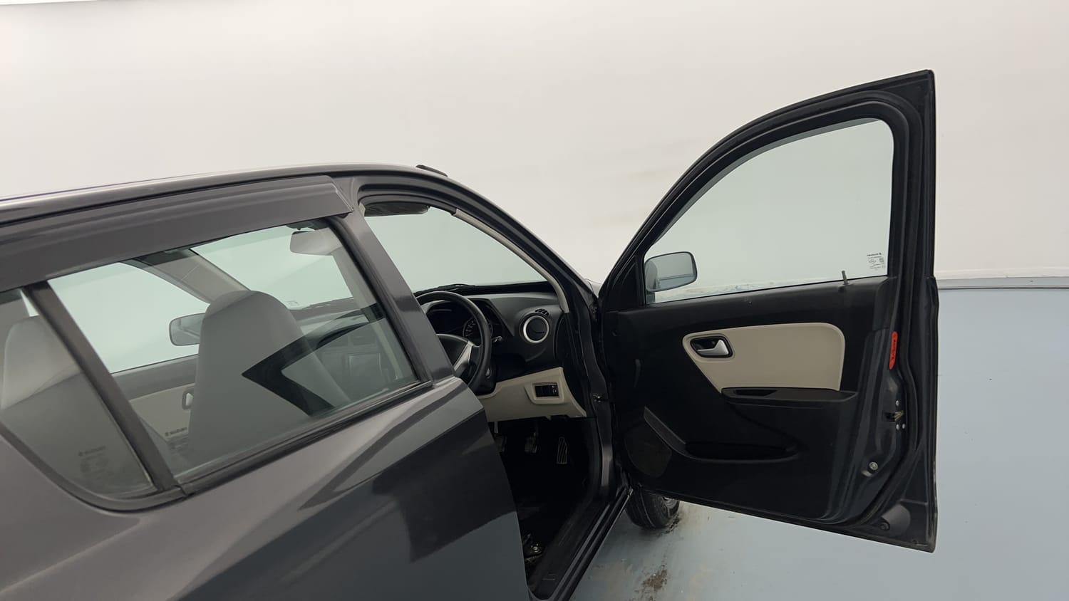 Used 2022 Maruti Suzuki Alto 800 LXi (O) Petrol Manual interior RIGHT FRONT DOOR OPEN VIEW