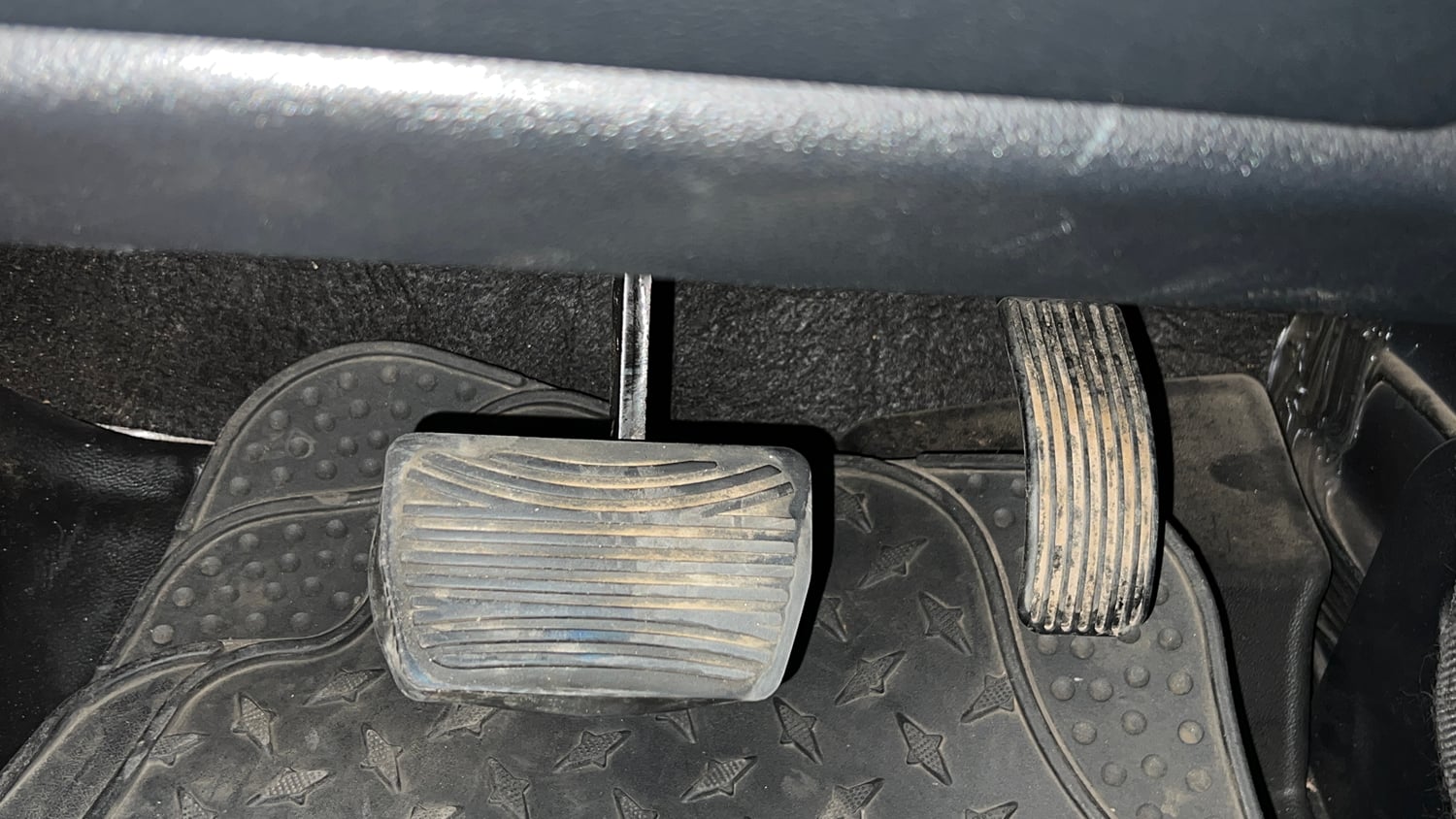 Used 2022 mahindra Thar LX Hard Top Petrol AT 4WD Petrol Automatic interior PEDALS VIEW